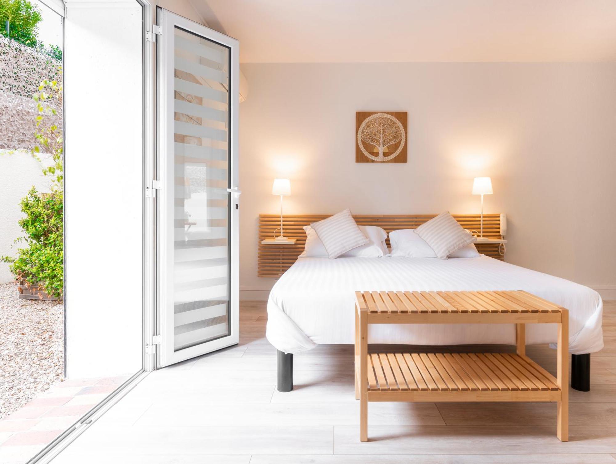 Hotel & Studios Astor 昂蒂布 外观 照片