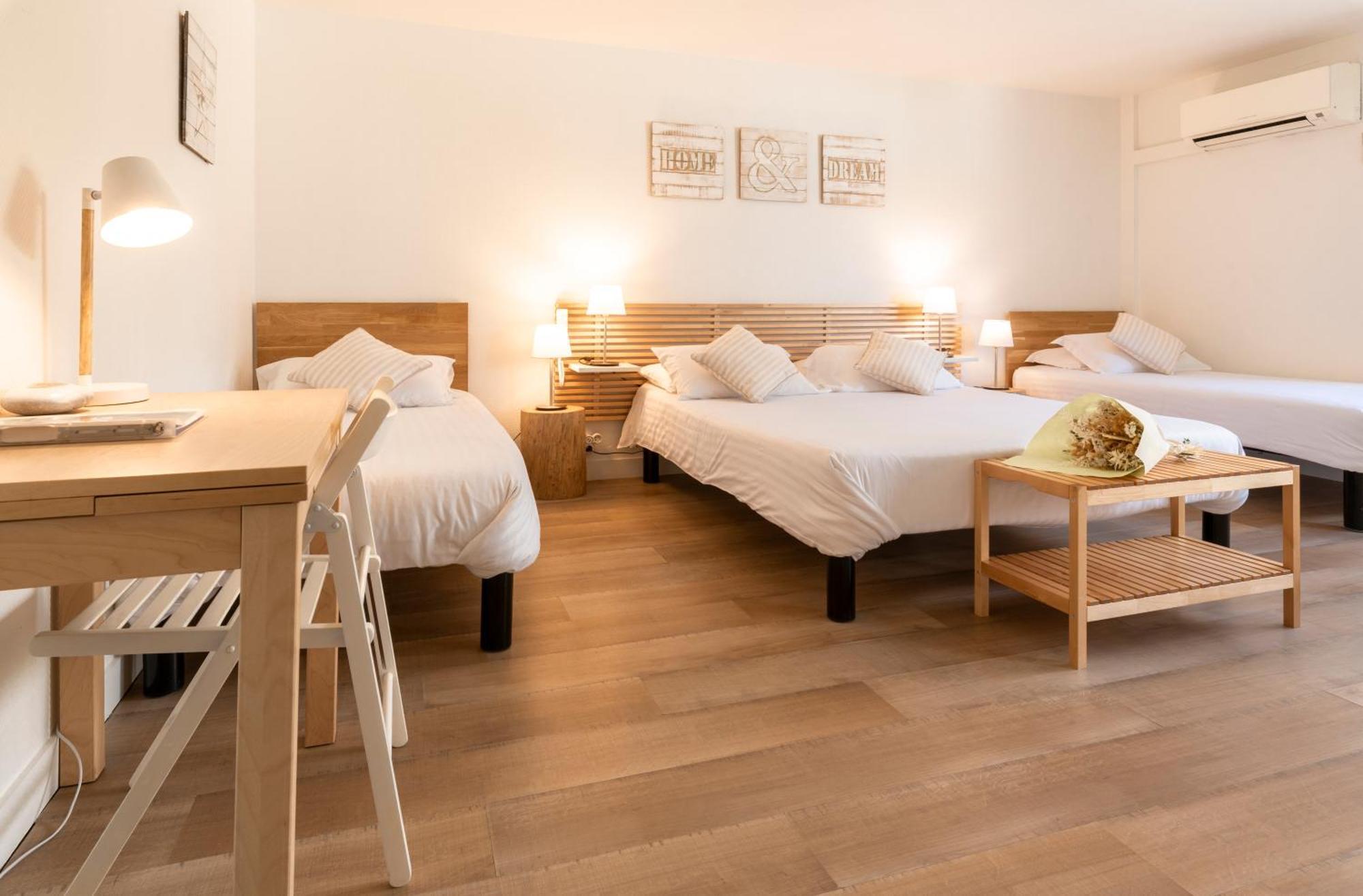 Hotel & Studios Astor 昂蒂布 外观 照片