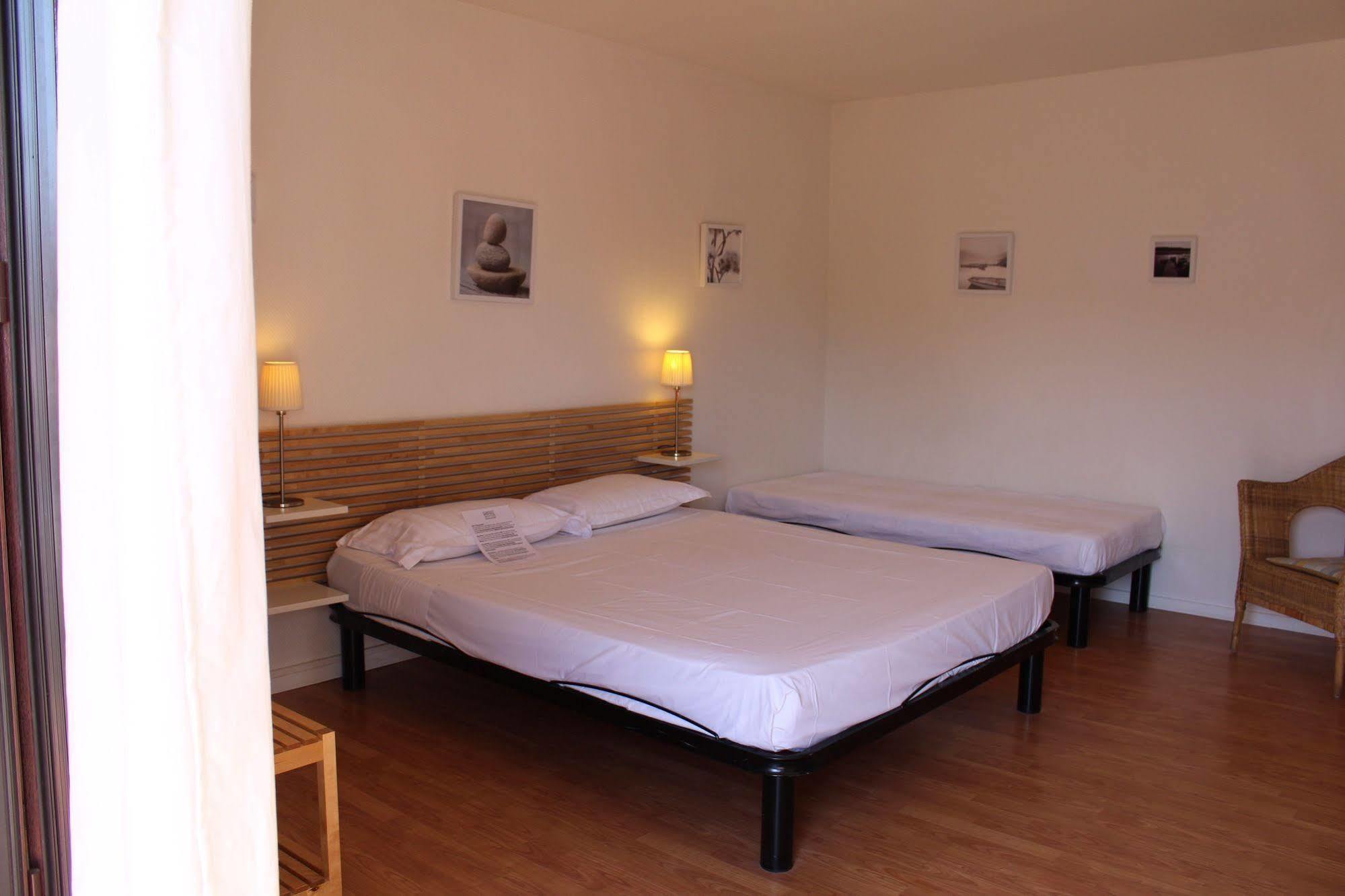 Hotel & Studios Astor 昂蒂布 外观 照片
